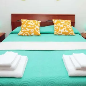 https://city-cottage-bari.barihotels.org