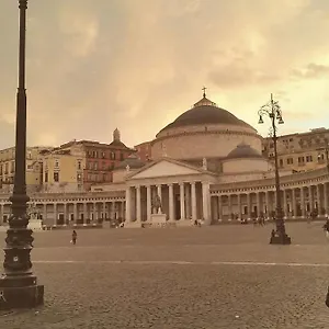 https://napule-10.hotels-amalfi.com