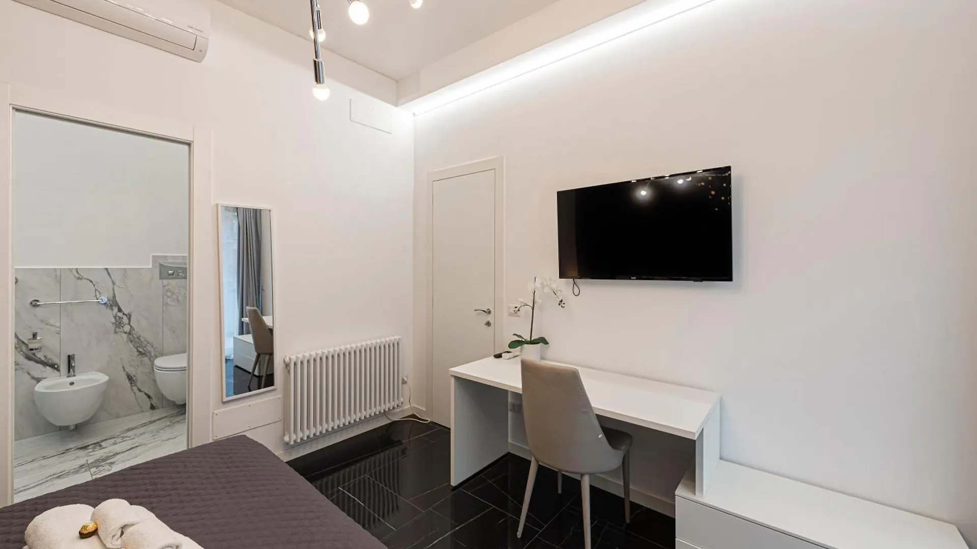Casa Malupa Luxury Apartments Roma 0*,  Italia